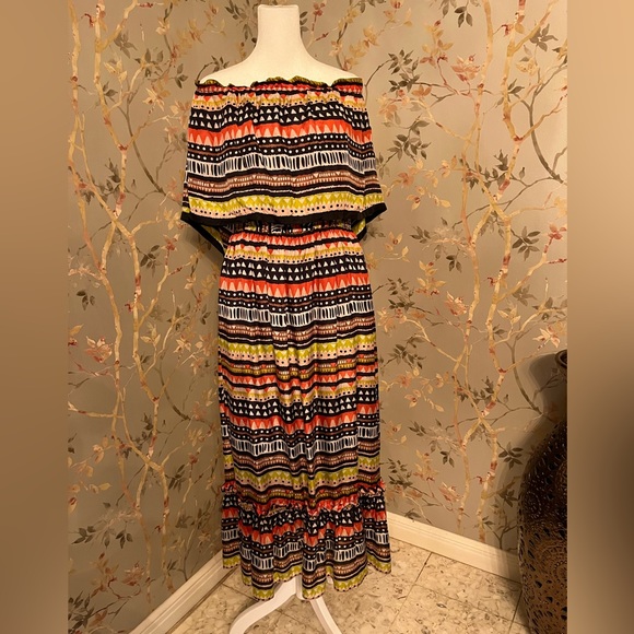 NWT Anthropologie Off the Shoulder Silk Maxi Dress Size Large - Picture 4 of 10